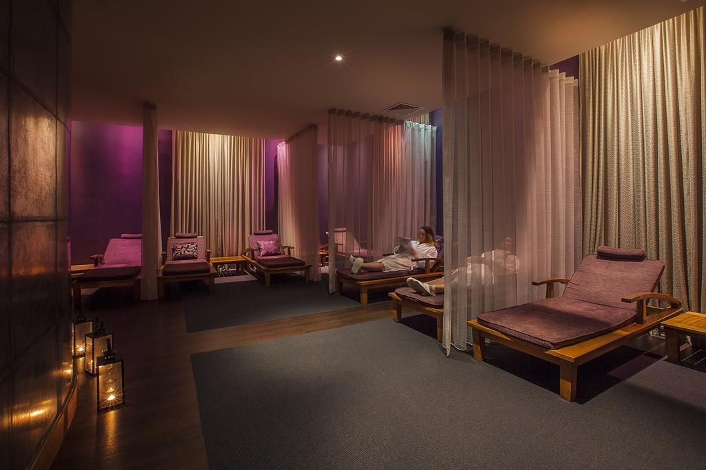 Knightsbrook Hotel Courtyard Accommodation 트림 외부 사진
