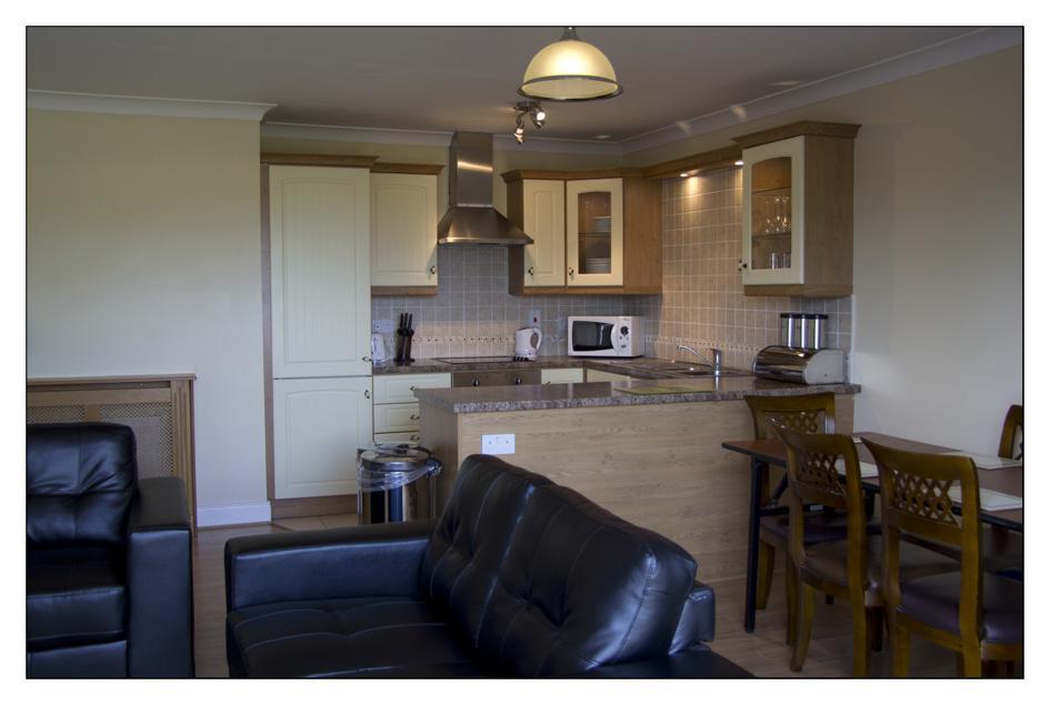 Knightsbrook Hotel Courtyard Accommodation 트림 외부 사진