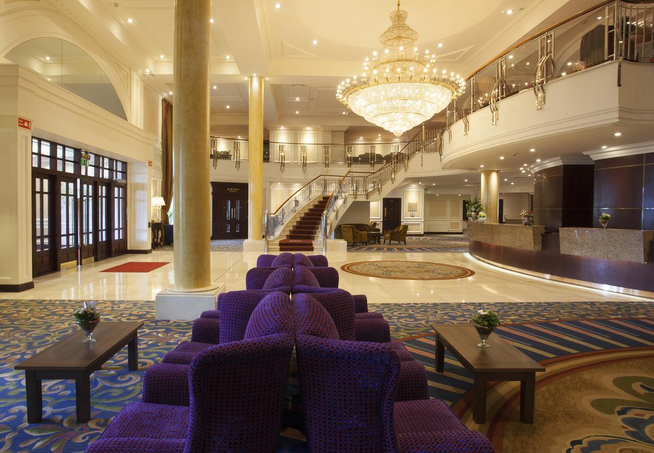 Knightsbrook Hotel Courtyard Accommodation 트림 외부 사진