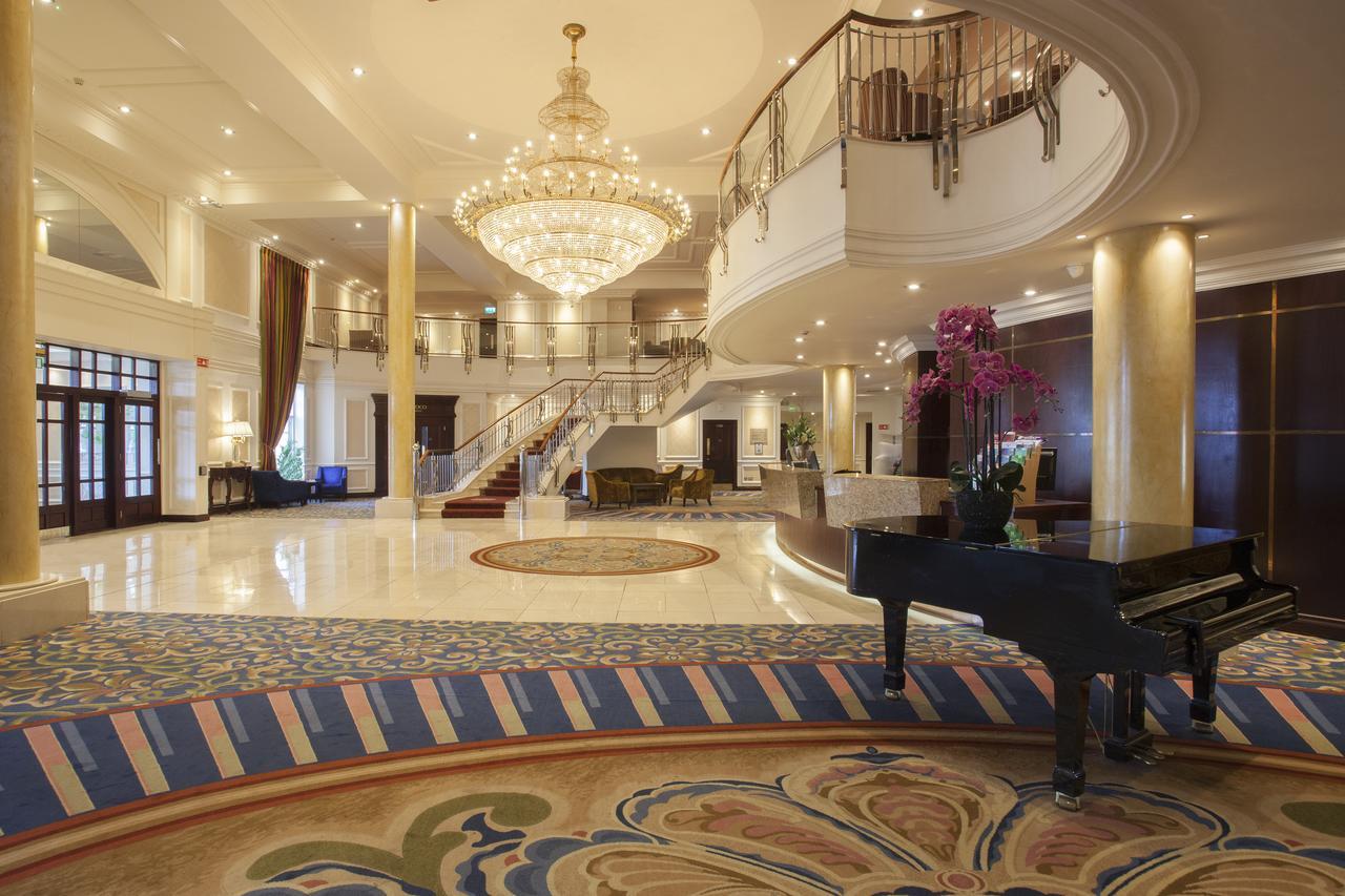 Knightsbrook Hotel Courtyard Accommodation 트림 외부 사진
